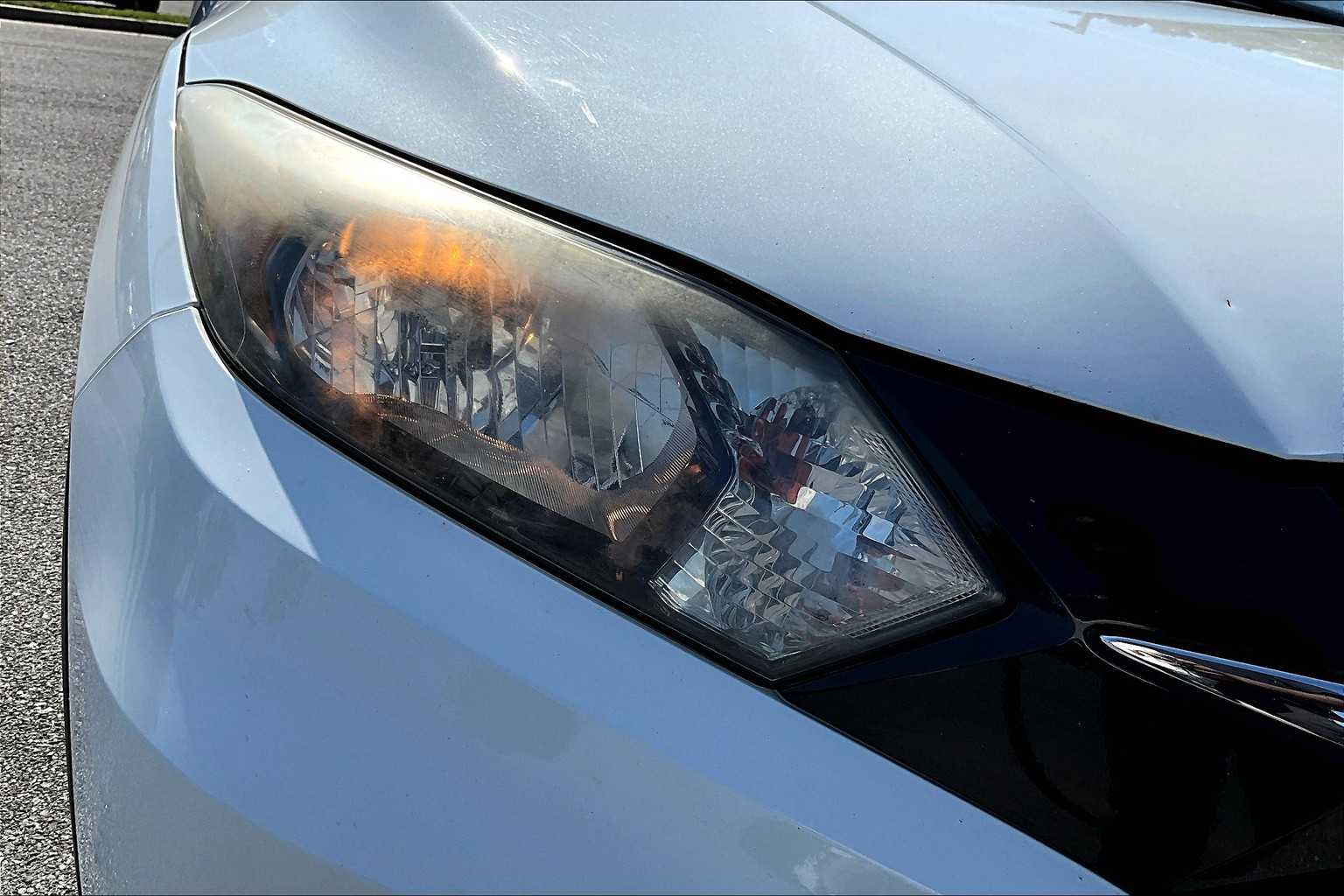 2016 Honda HR-V LX photo 25