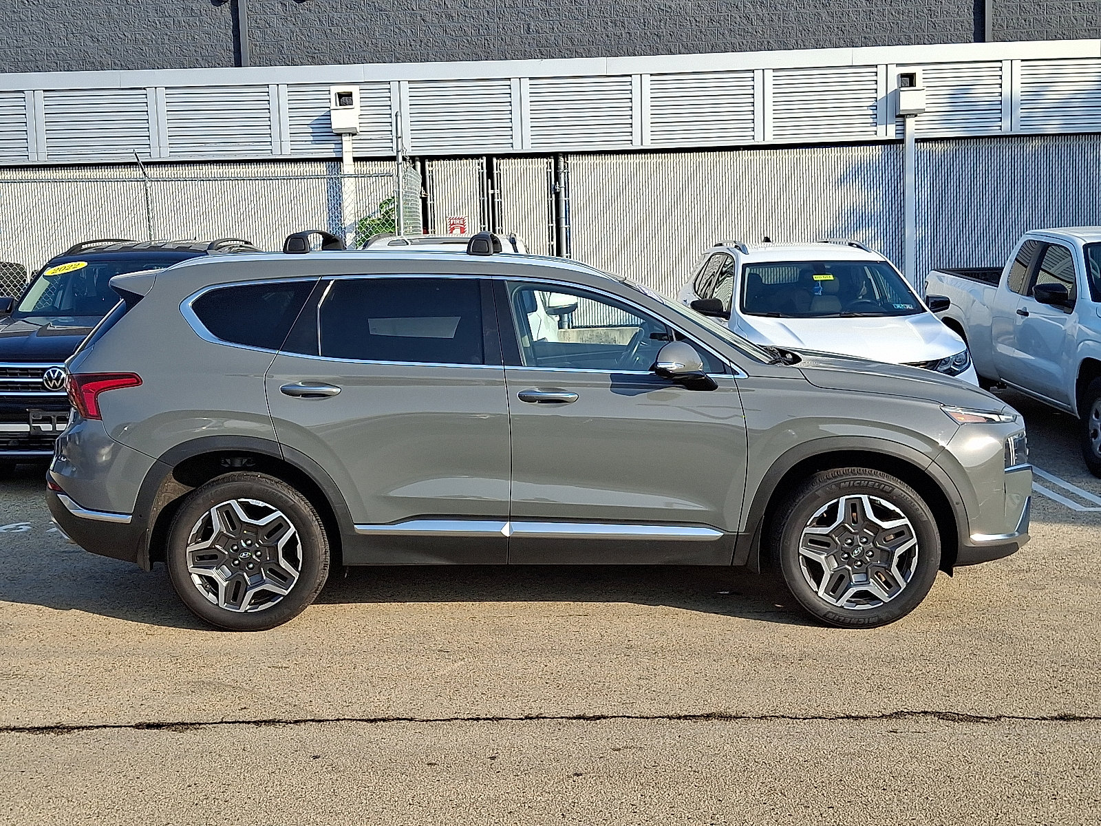 2022 Hyundai Santa Fe Limited photo 3