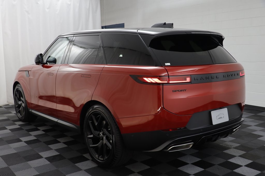 2025 Land Rover Range Rover Sport SE photo 13