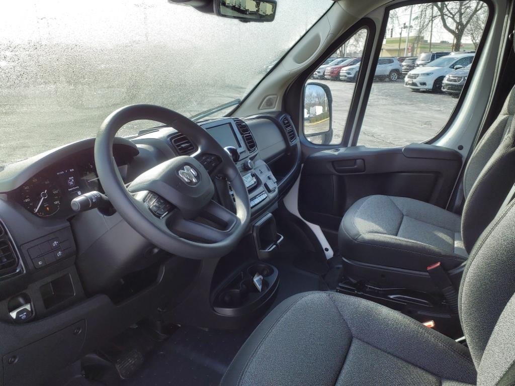 2025 Ram ProMaster 2500 photo 5