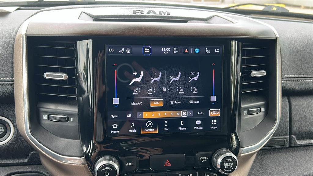 2022 Ram 2500 Laramie photo 31
