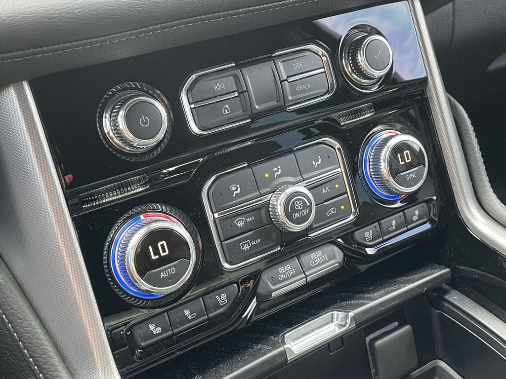 2021 Gmc Yukon Denali photo 31
