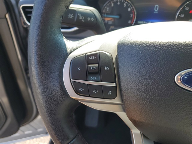 2023 Ford Explorer XLT photo 18