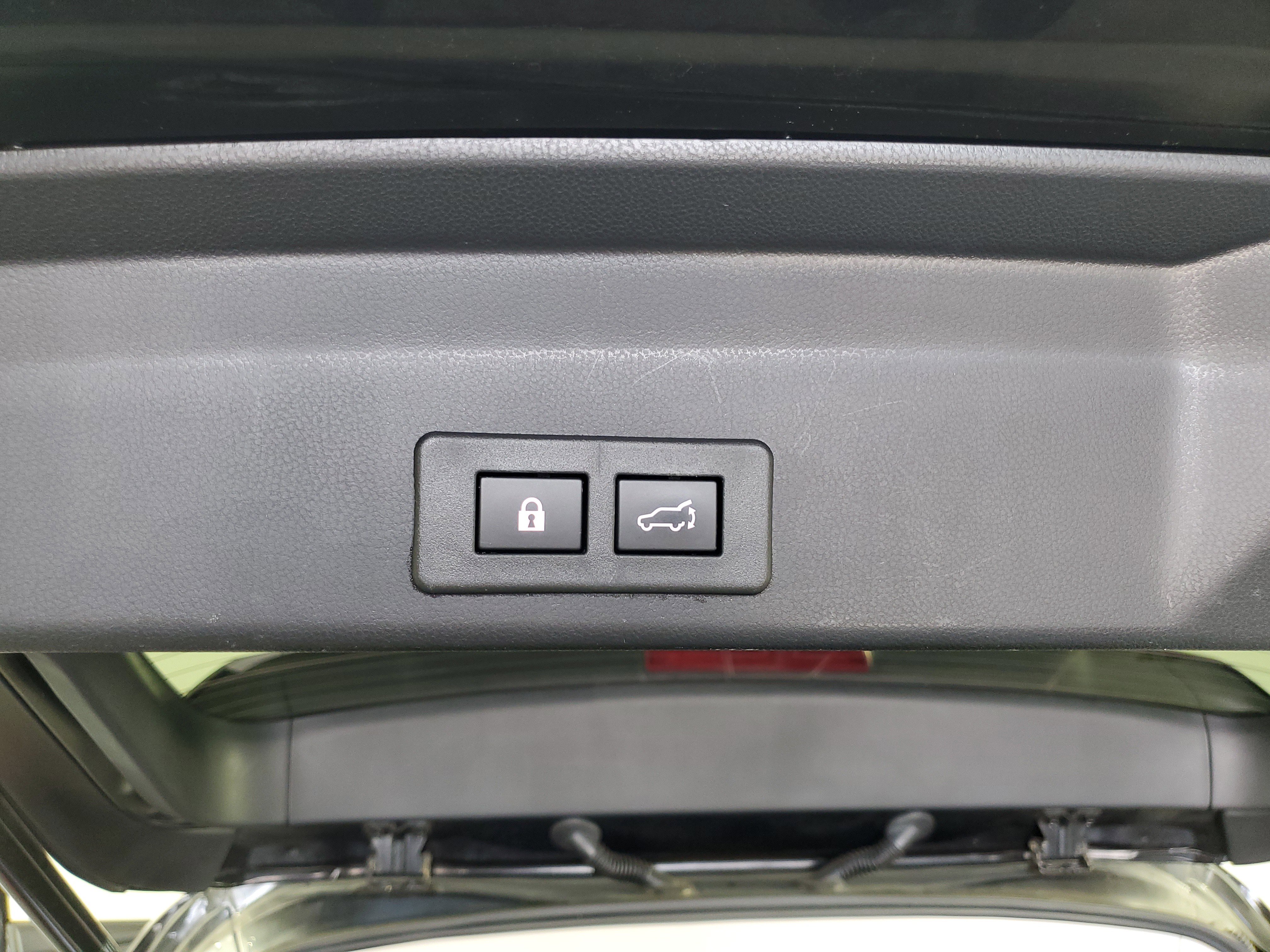 Used 2022 Crystal Black Silica Subaru Onyx Edition image 34