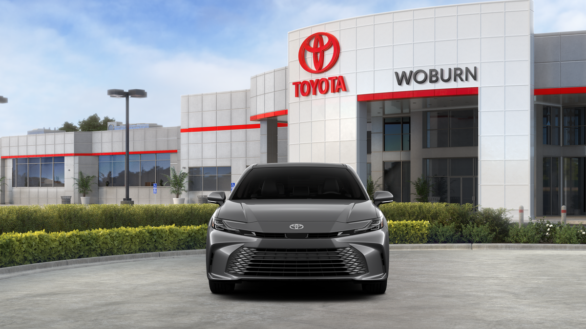 2025 Toyota Camry XLE photo 17