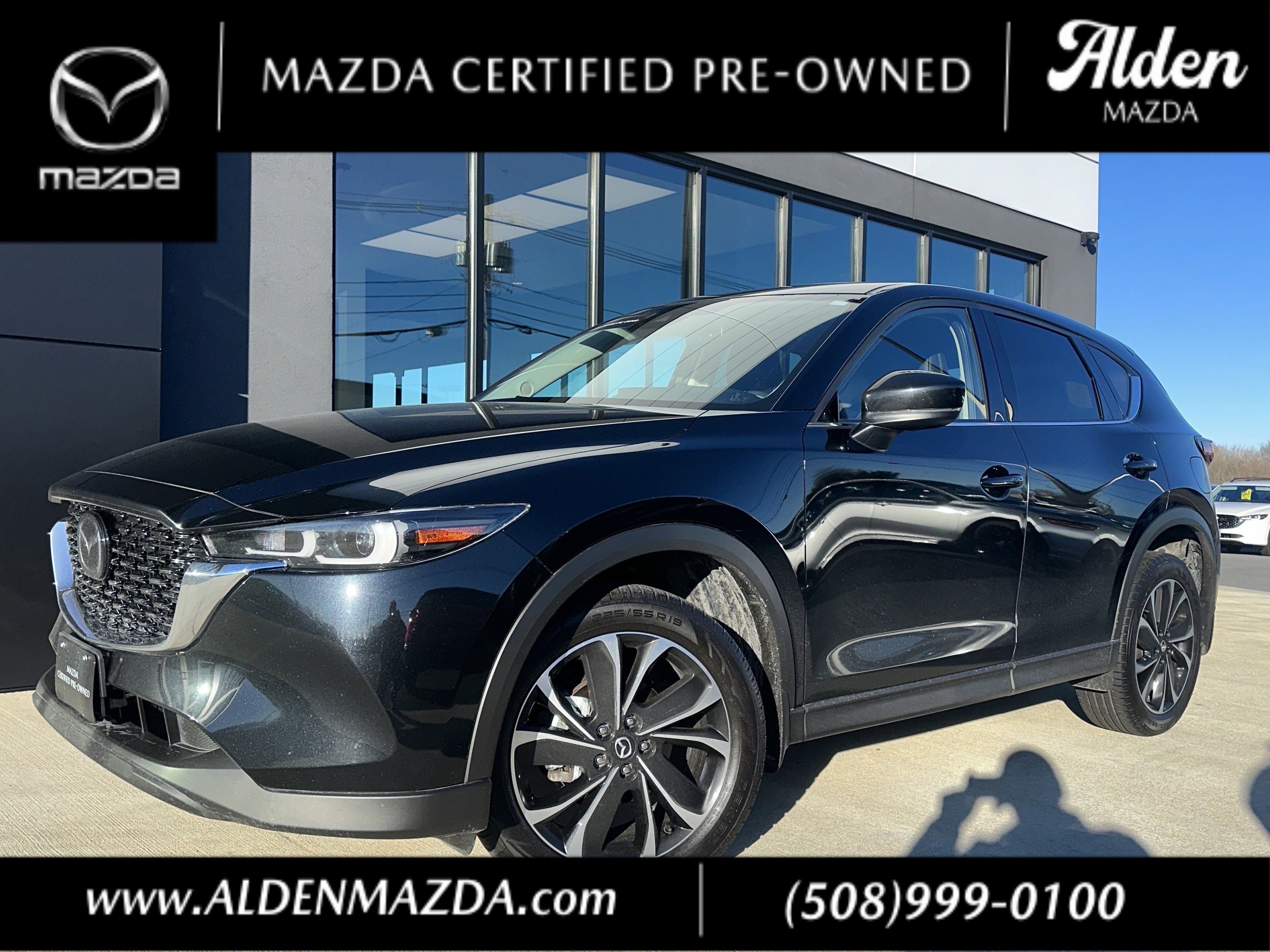 2023 Mazda CX-5 S Premium package's photo