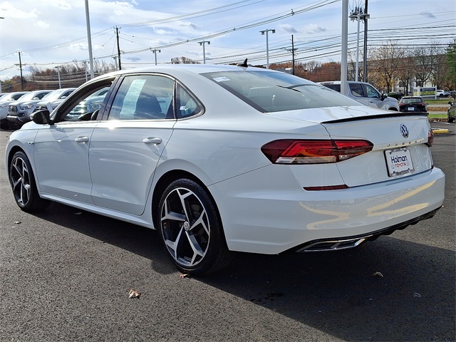 2020 Volkswagen Passat 2.0T R-Line photo 4