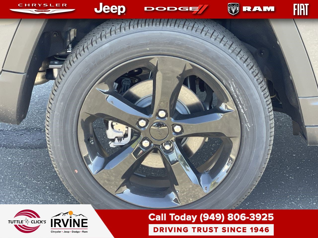 2025 Jeep Grand Cherokee Laredo Sport photo 2