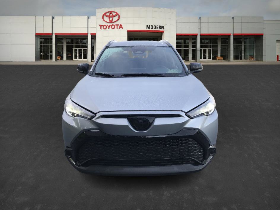 2025 Toyota Corolla Cross Hybrid SE photo 7