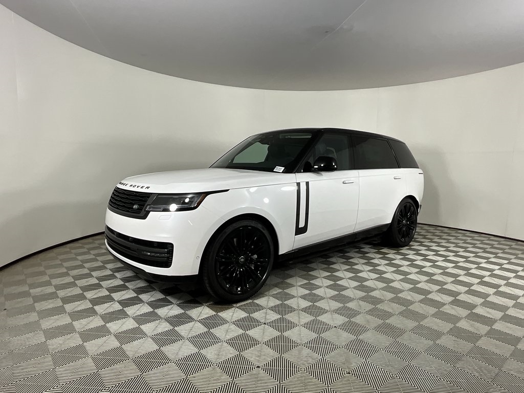 2025 Land Rover Range Rover SE's photo
