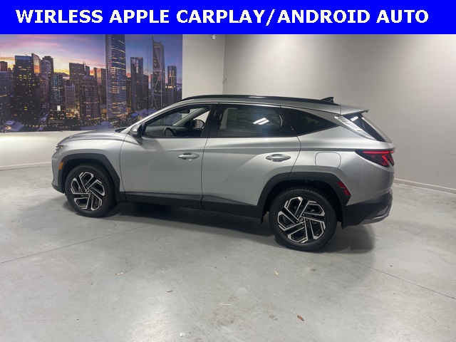2025 Hyundai Tucson Limited photo 3