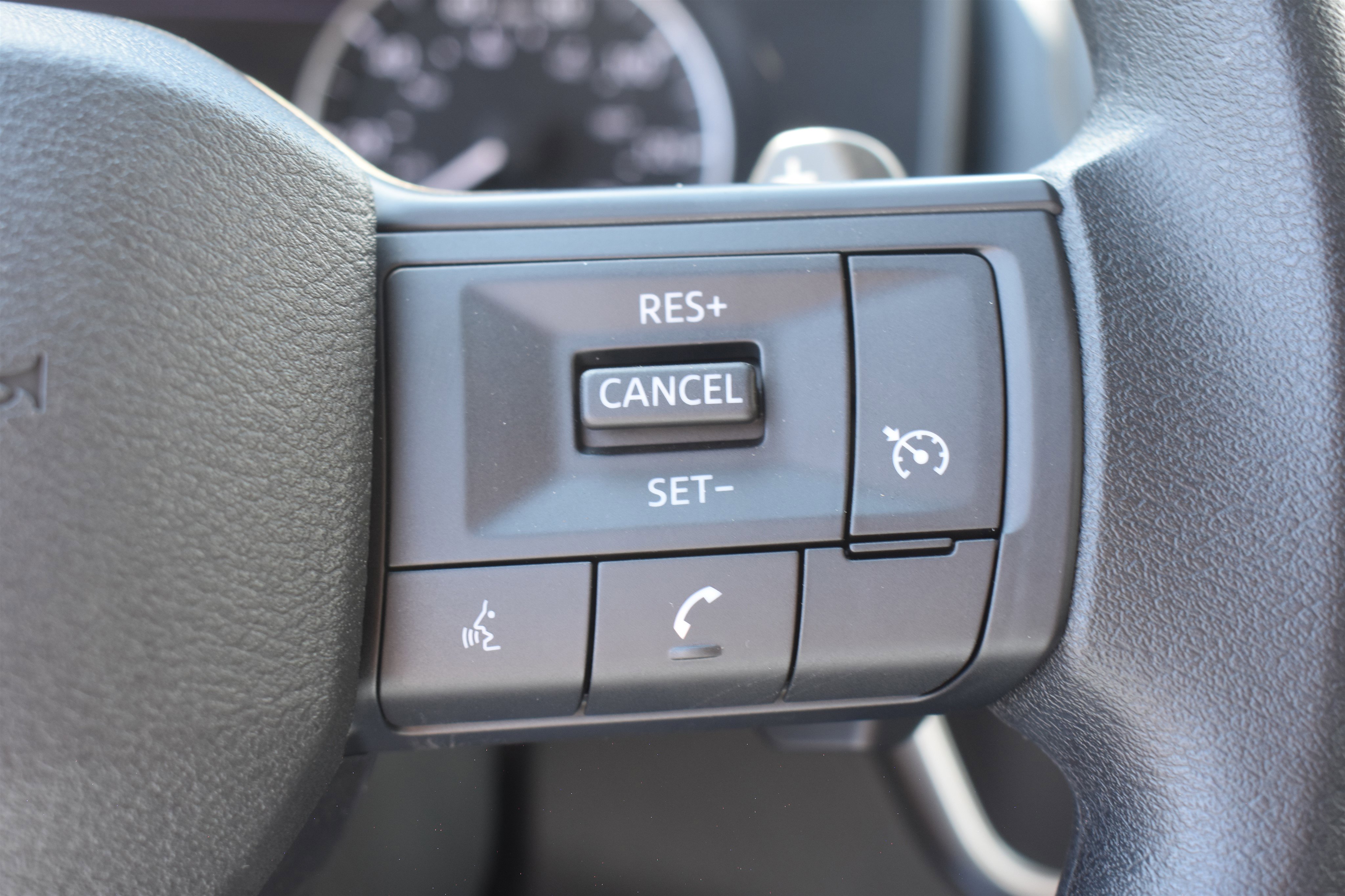 2026 Nissan Rogue S photo 14