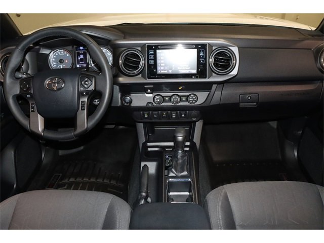 2019 Toyota Tacoma SR5 photo 19