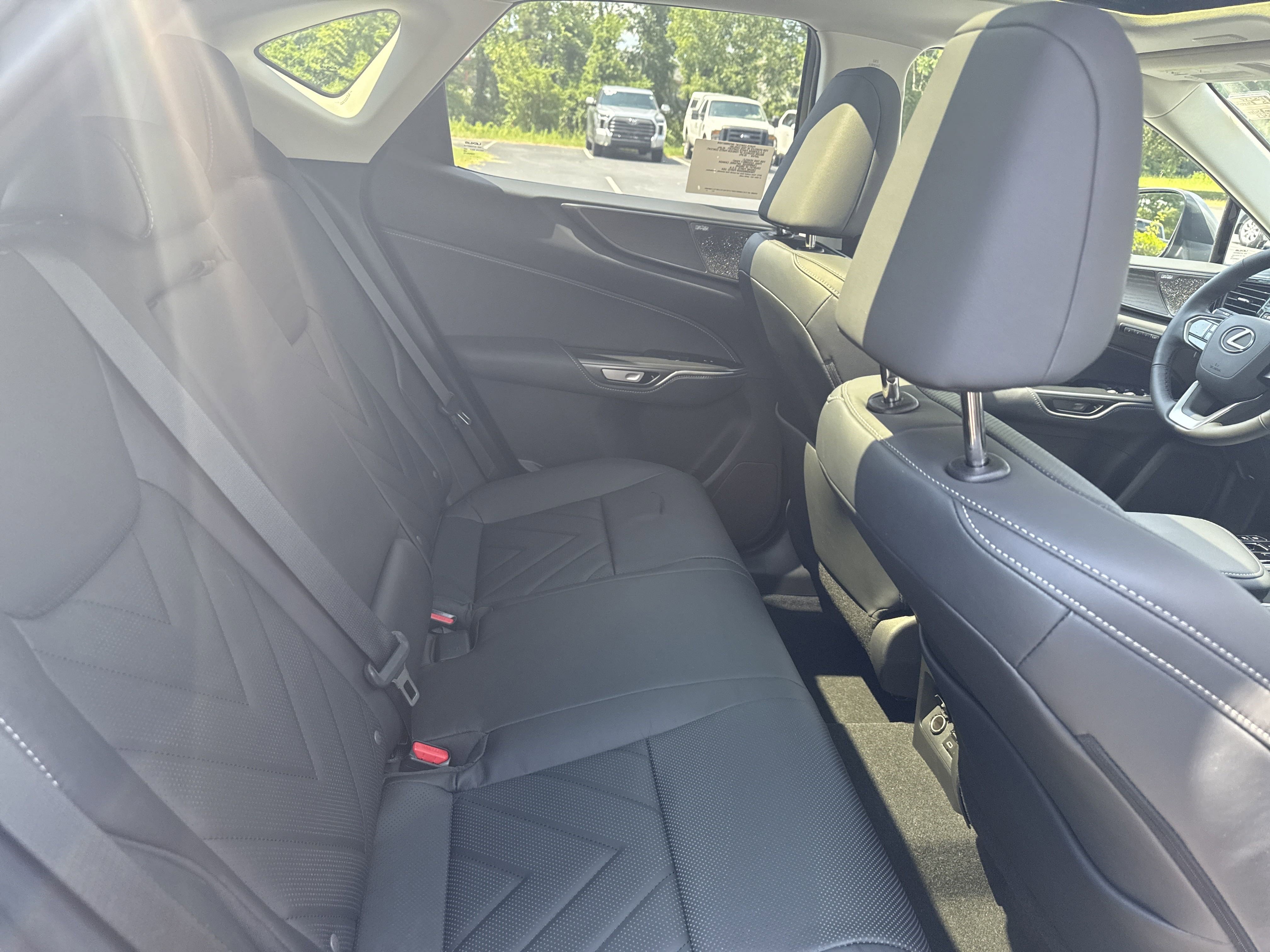2025 Lexus NX 350h Luxury AWD photo 23