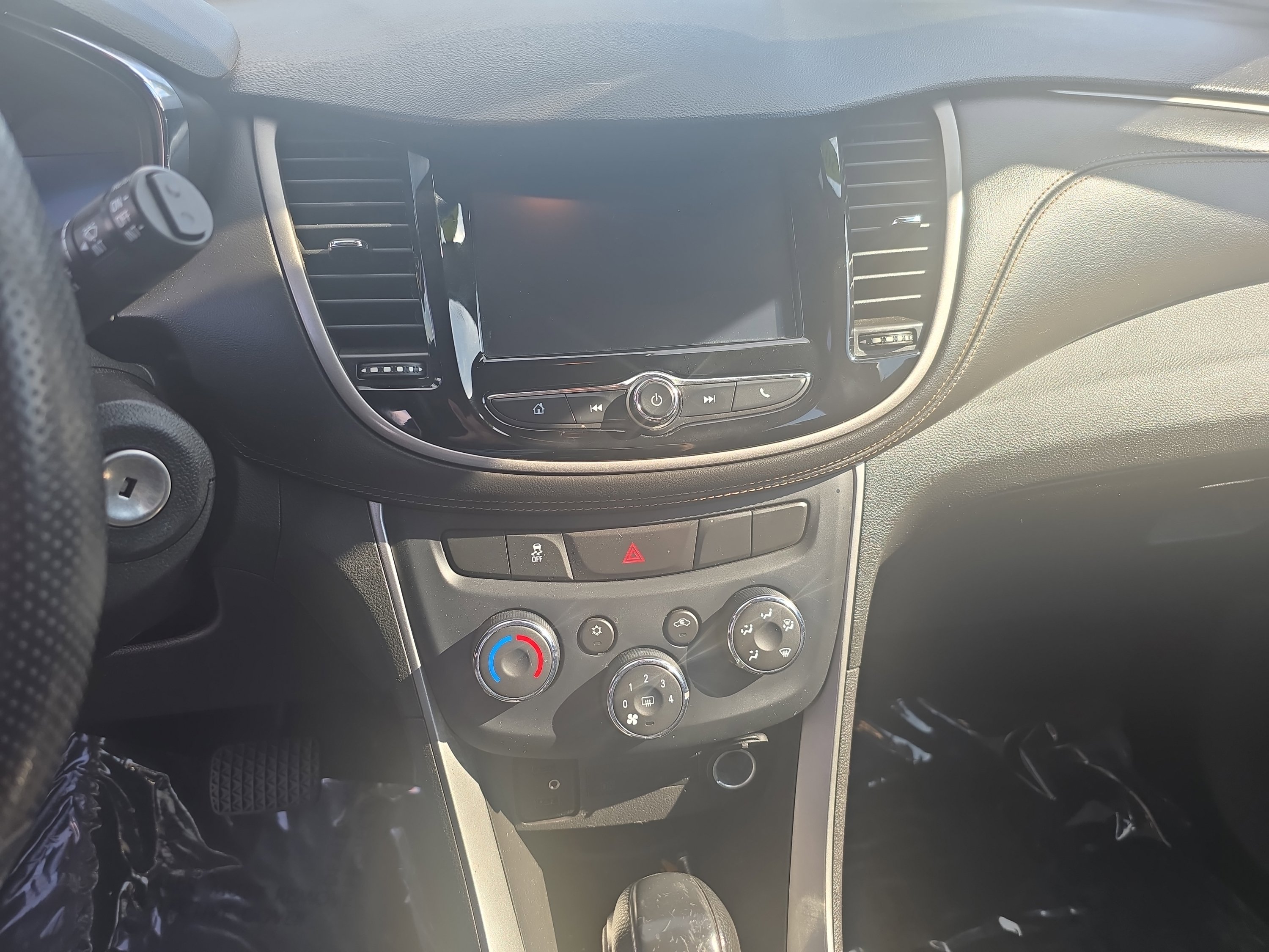 2017 Chevrolet Trax LS photo 16