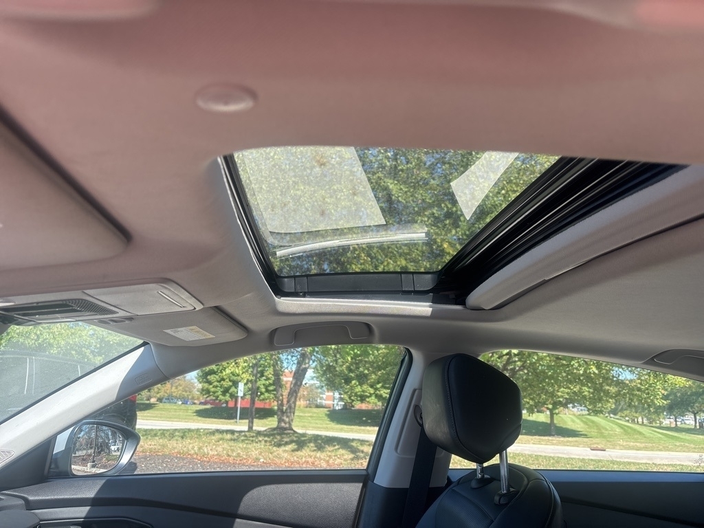 2024 Honda Accord EX-L Hybrid photo 16