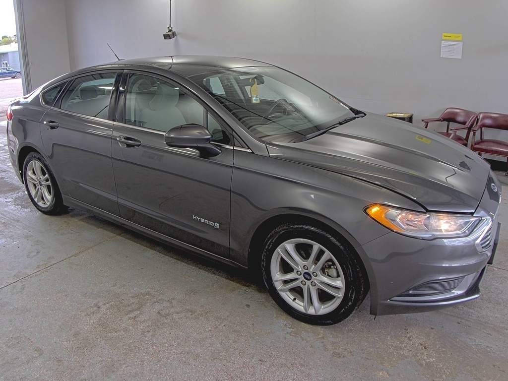 2018 Ford Fusion Hybrid S photo 2