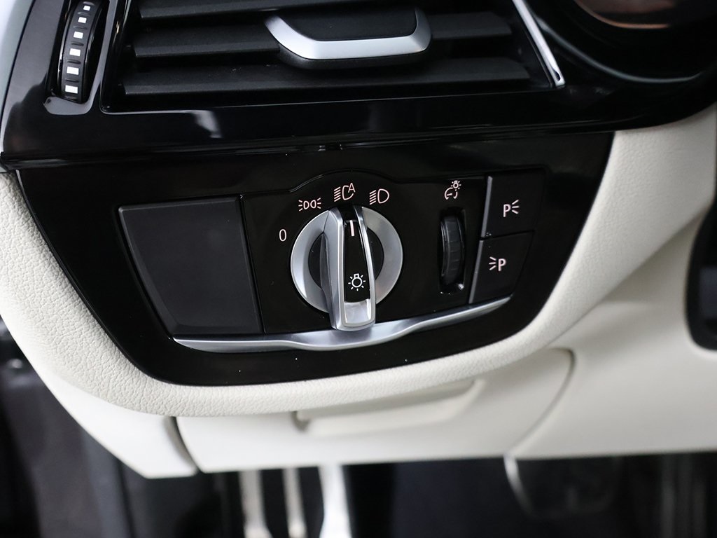 2022 Bmw M550i xDrive photo 41