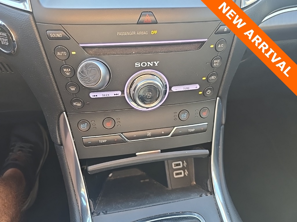 2018 Ford Edge Titanium photo 11