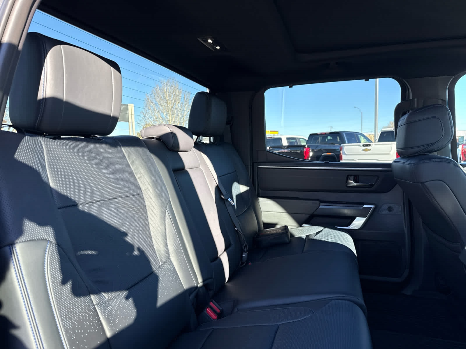 2025 Toyota Tundra Platinum CrewMax photo 34