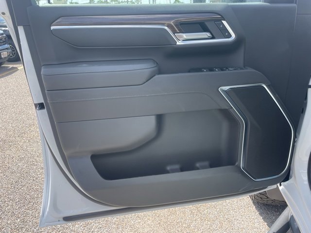 2026 Chevrolet Silverado 2500HD LT photo 18