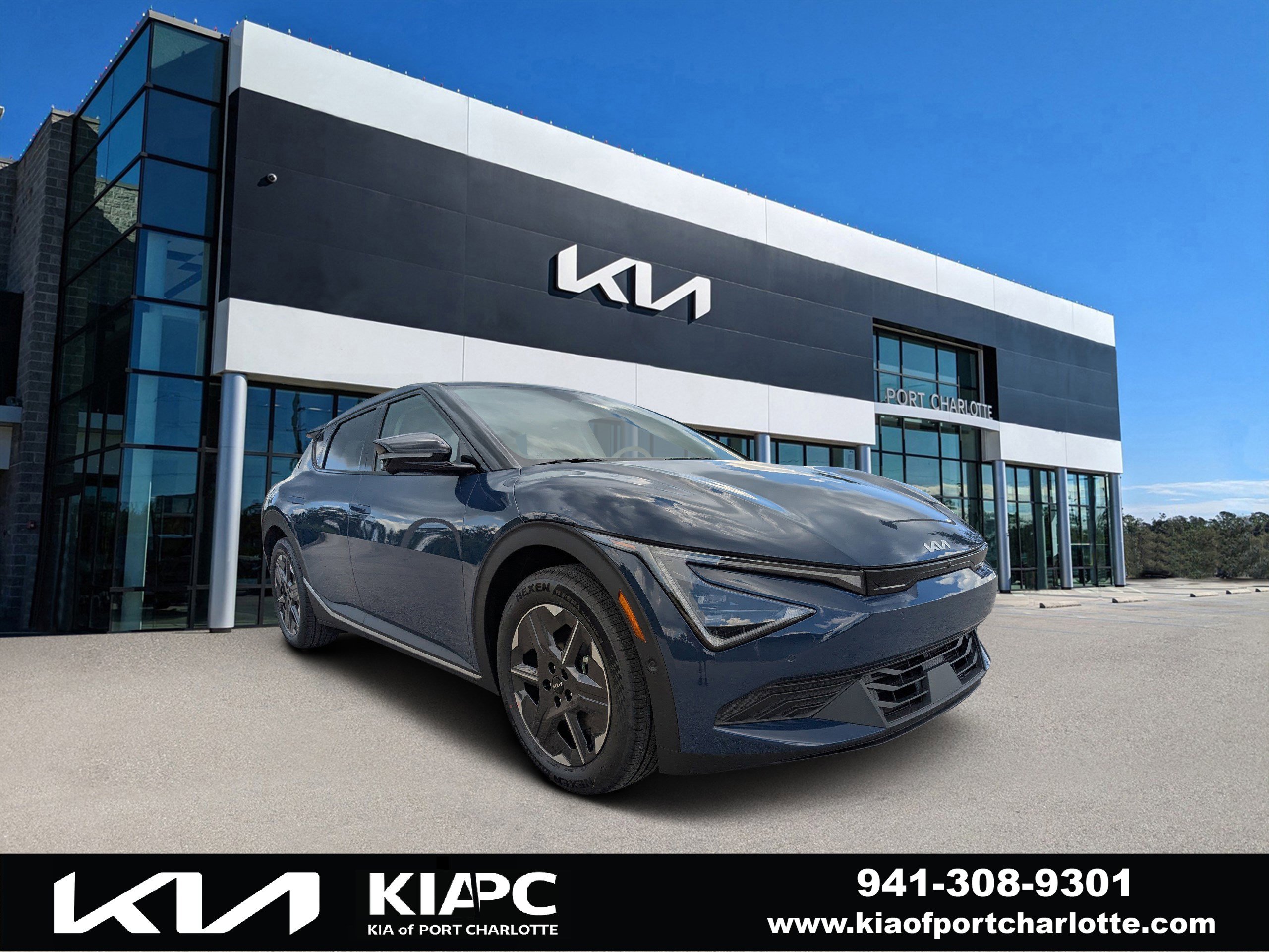 2025 Kia EV6 Light L/R's photo