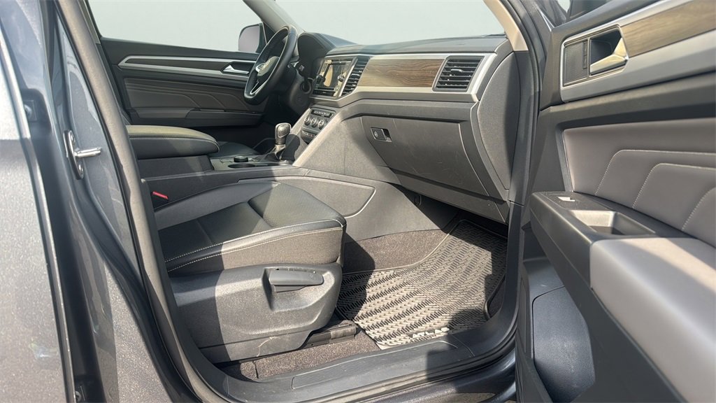 2023 Volkswagen Atlas SE photo 12