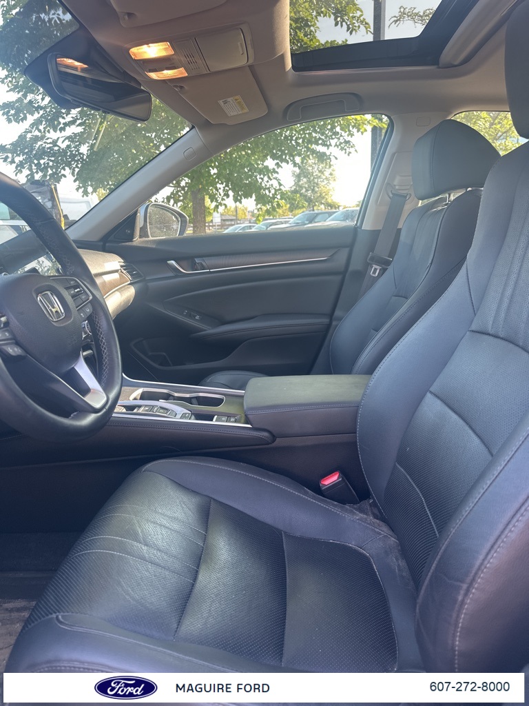 2019 Honda Accord EX-L 2.0T photo 10