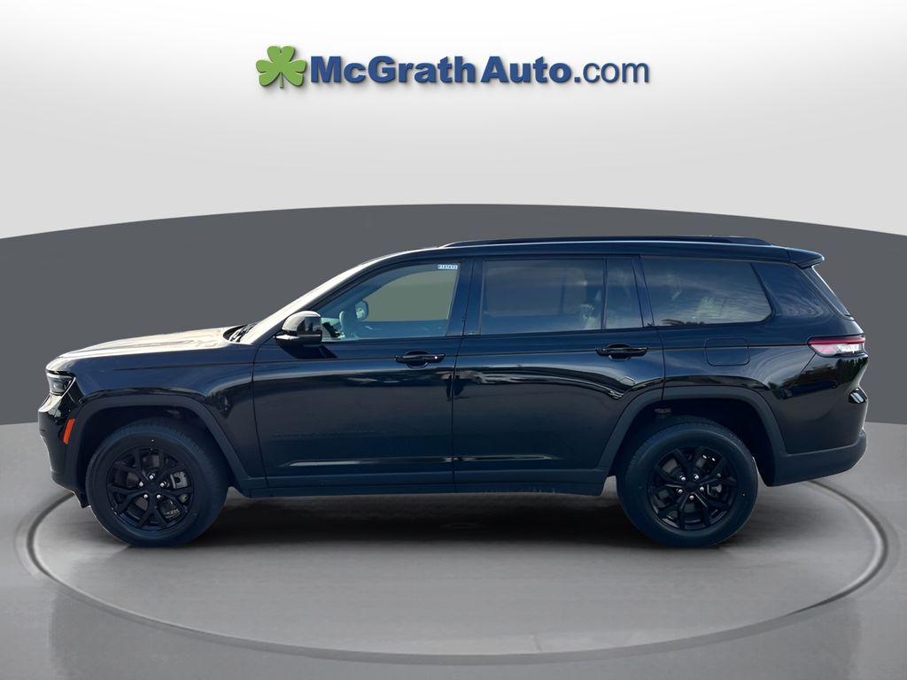 2024 Jeep Grand Cherokee Altitude photo 4