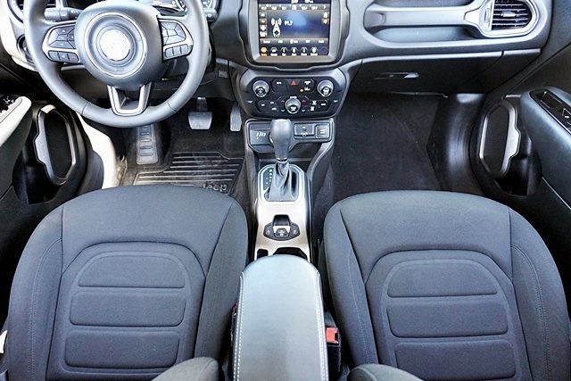 2022 Jeep Renegade Latitude photo 19
