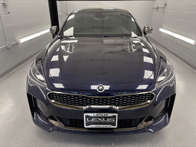 2020 Kia Stinger GT photo 2