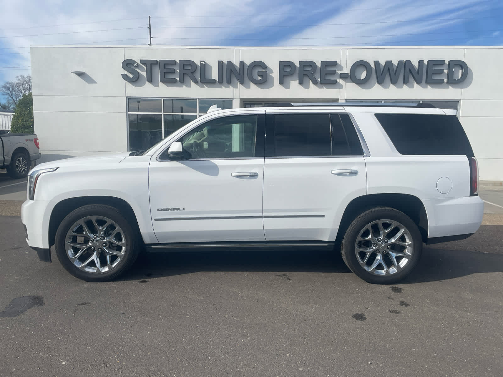 2019 GMC Yukon Denali's photo