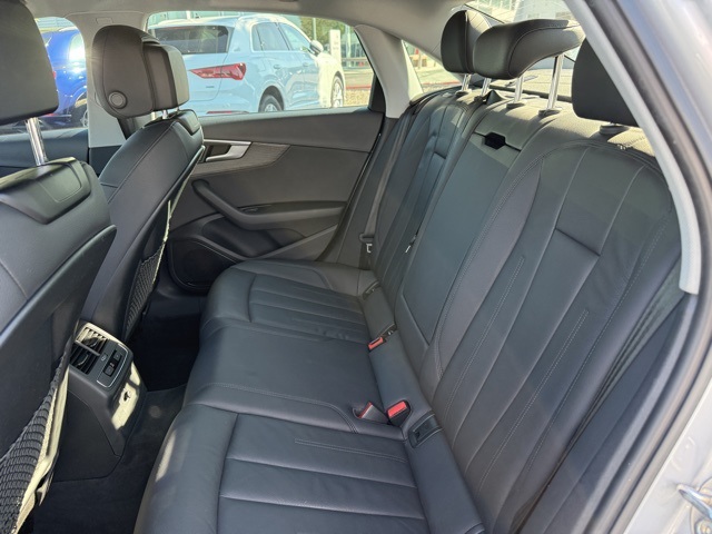 2019 Audi A4 2.0T Premium photo 24