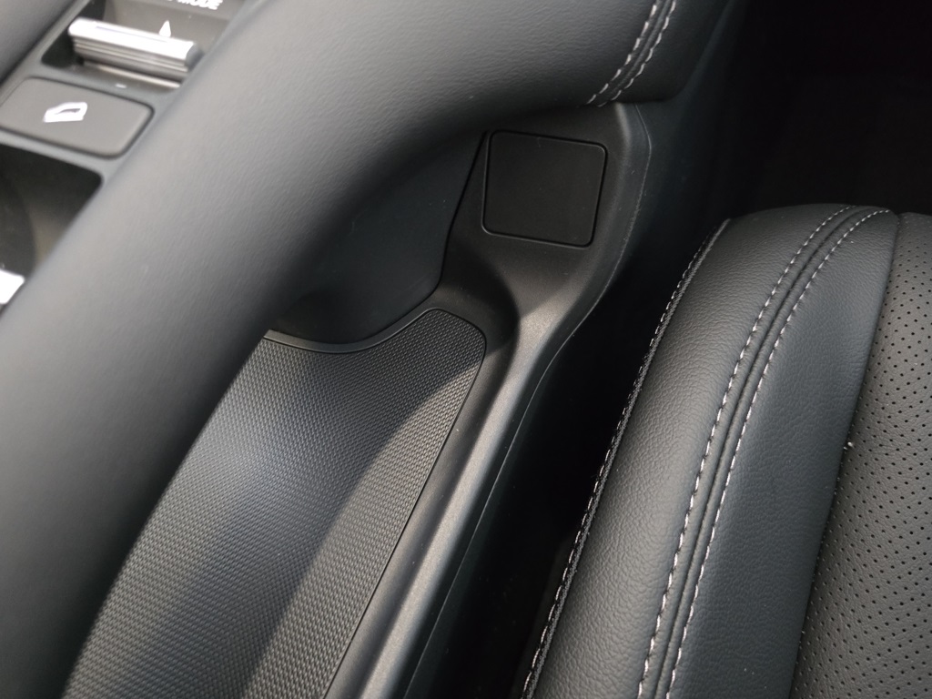 2026 Honda HR-V EX-L photo 33