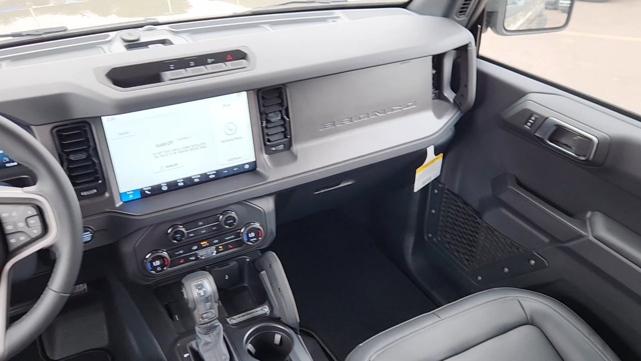 2025 Ford Bronco Big Bend photo 14