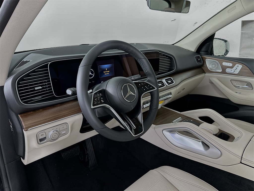 2026 Mercedes Benz GLE 450 4MATIC photo 9