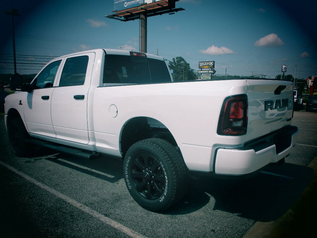 2026 Ram 2500 Tradesman photo 17