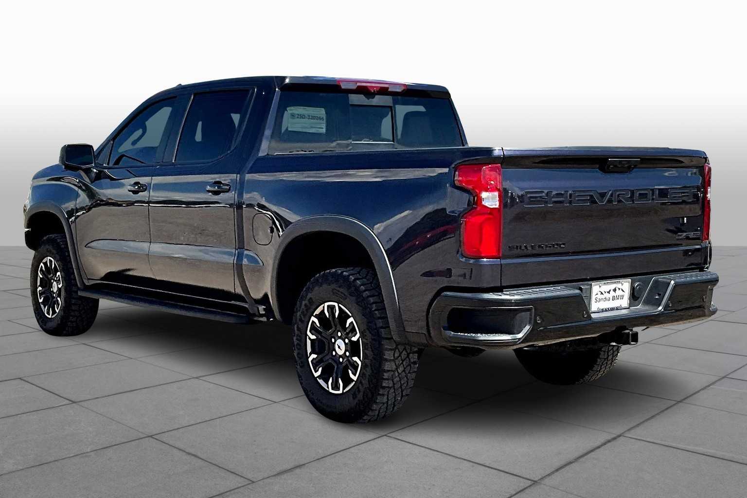 2024 Chevrolet Silverado 1500 ZR2 photo 9