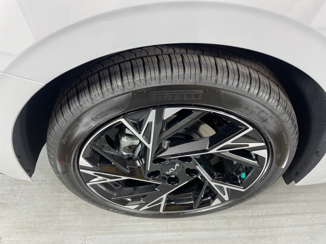 2026 Kia K5 GT-Line photo 10