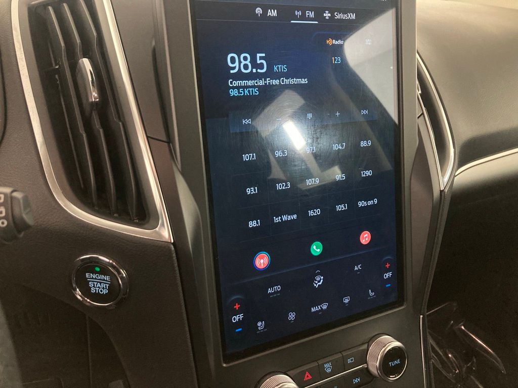 Used 2024 Ford Edge Titanium with VIN 2FMPK4K98RBA68937 for sale in Elk River, Minnesota