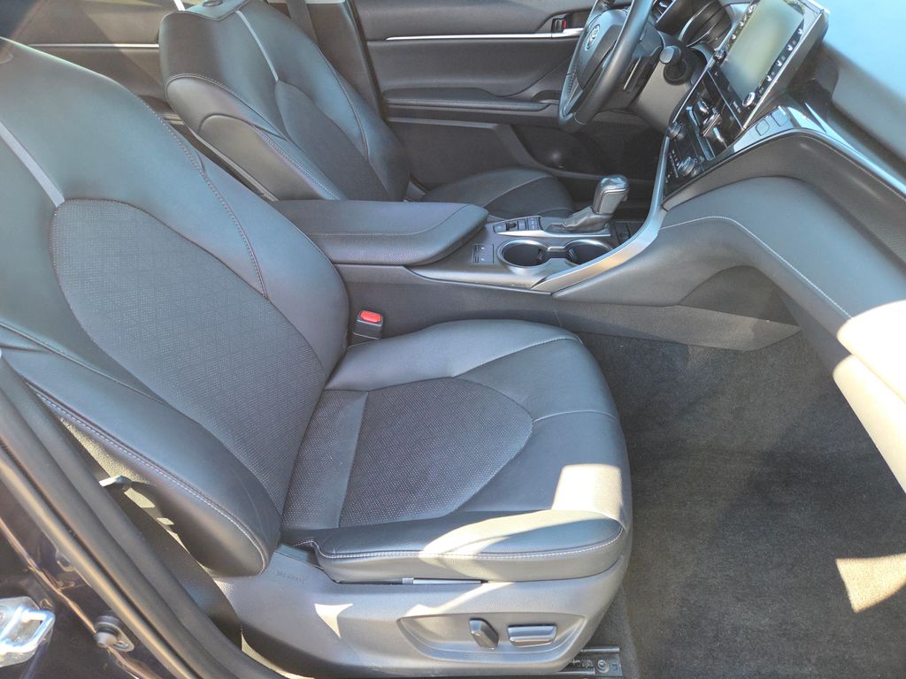 2022 Toyota Camry XSE photo 24