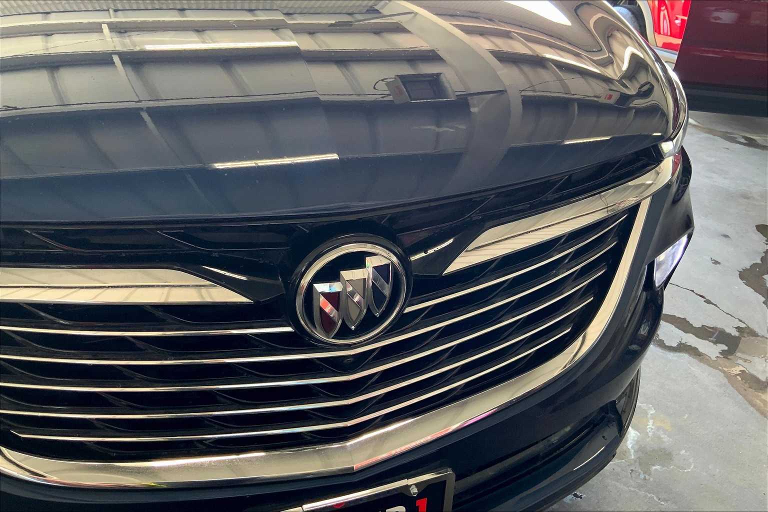 2023 Buick Enclave Premium photo 28