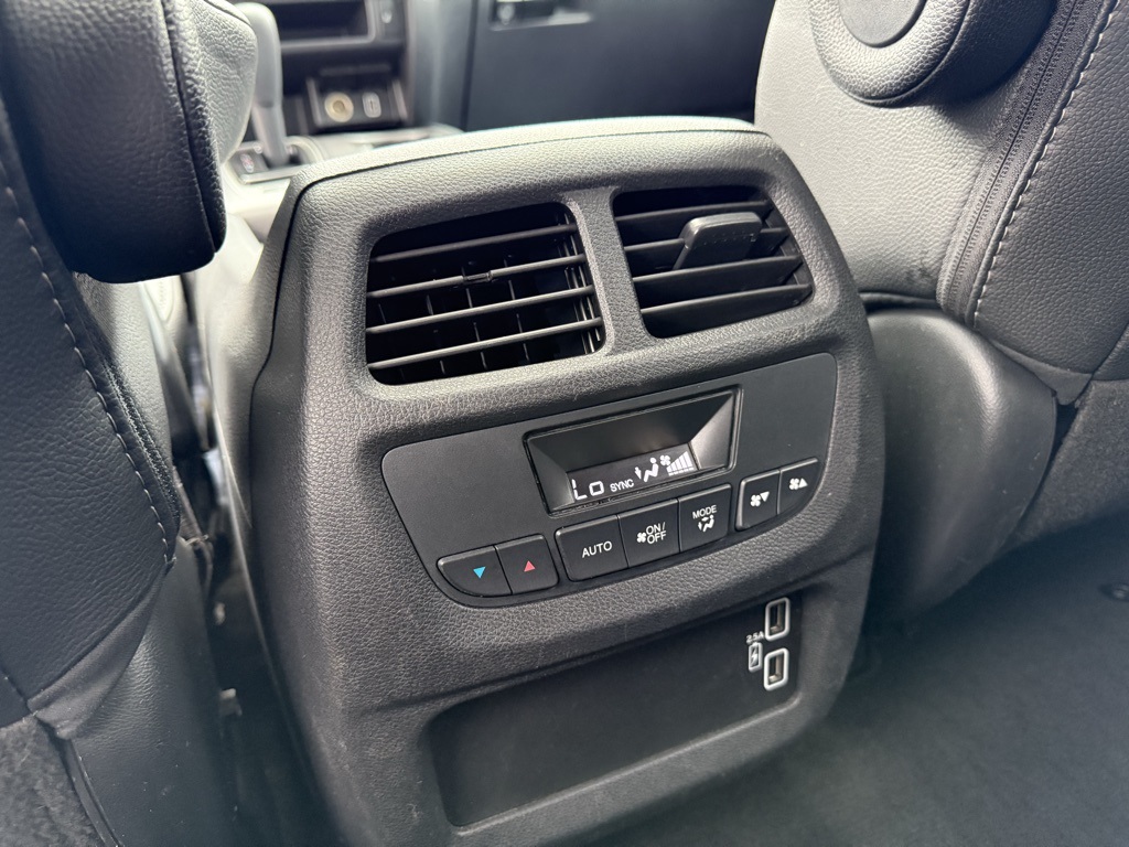 2020 Honda Pilot EX-L photo 27
