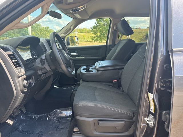 2019 Ram 2500 Tradesman photo 17