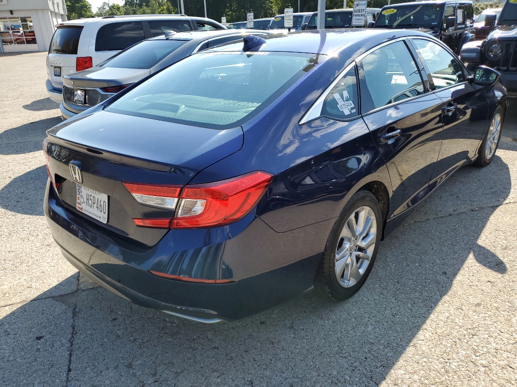 2019 Honda Accord LX 1.5T photo 3