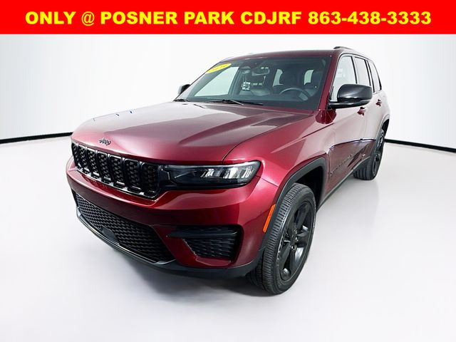 2023 Jeep Grand Cherokee Altitude photo 2