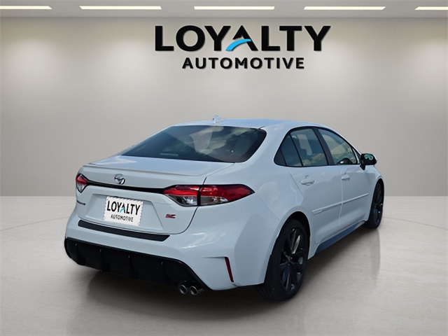2026 Toyota Corolla SE photo 4
