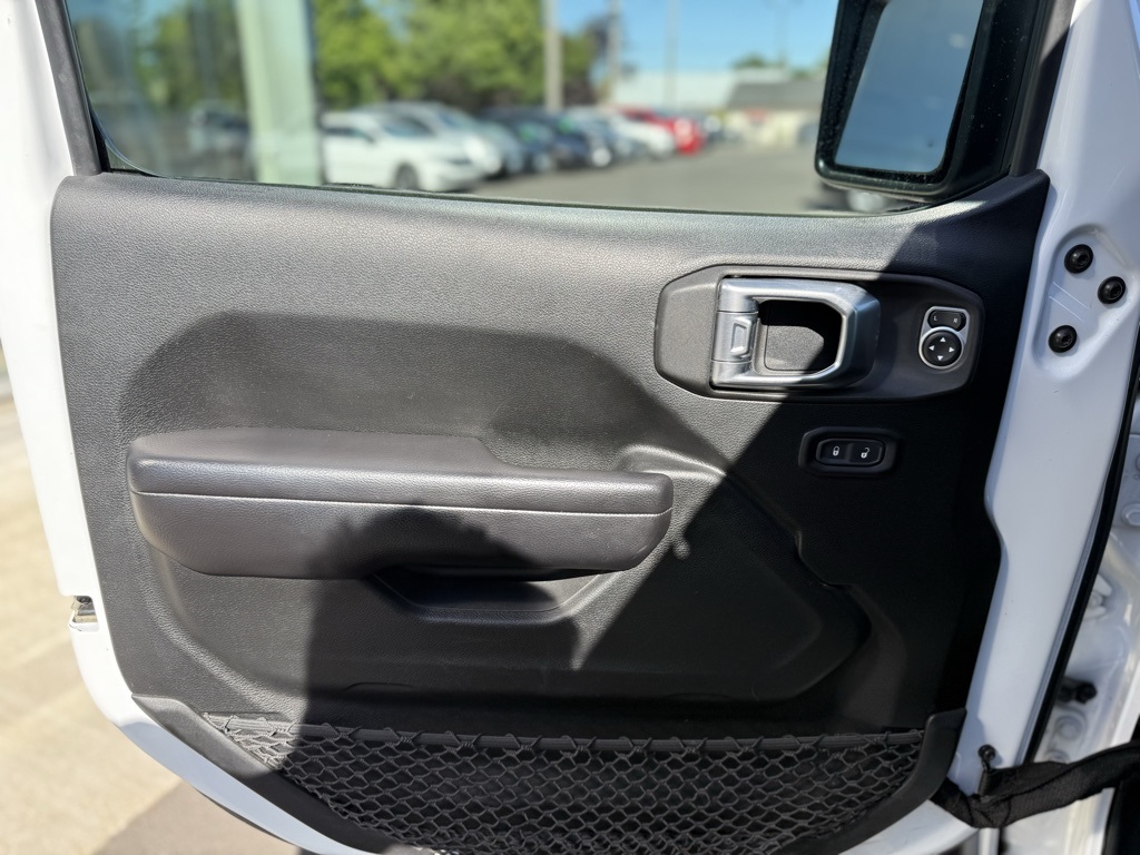 2020 Jeep Wrangler Unlimited Sport Willys photo 8