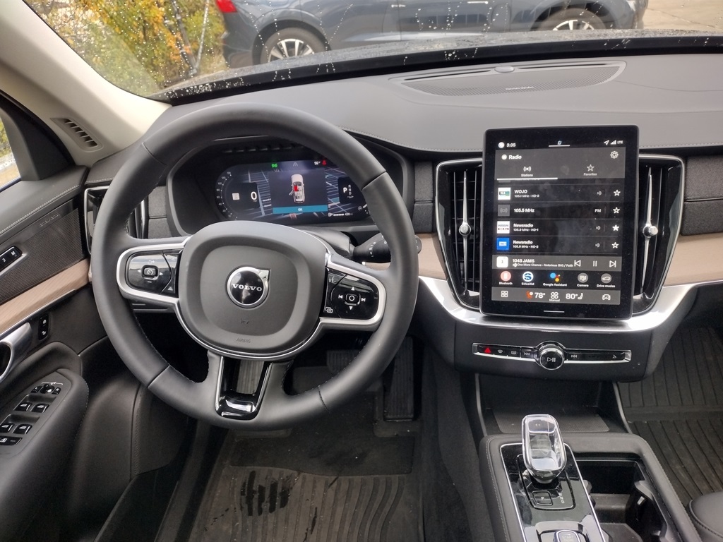 2026 VOLVO XC90 - Image 19