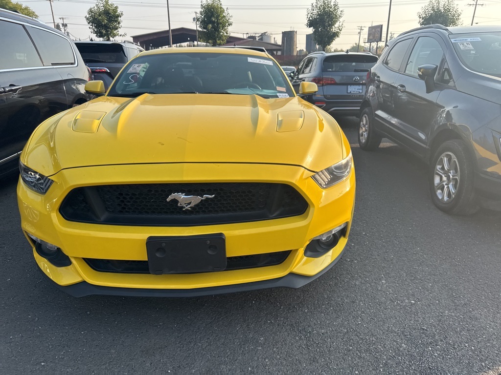 2015 Ford Mustang GT Premium photo 3
